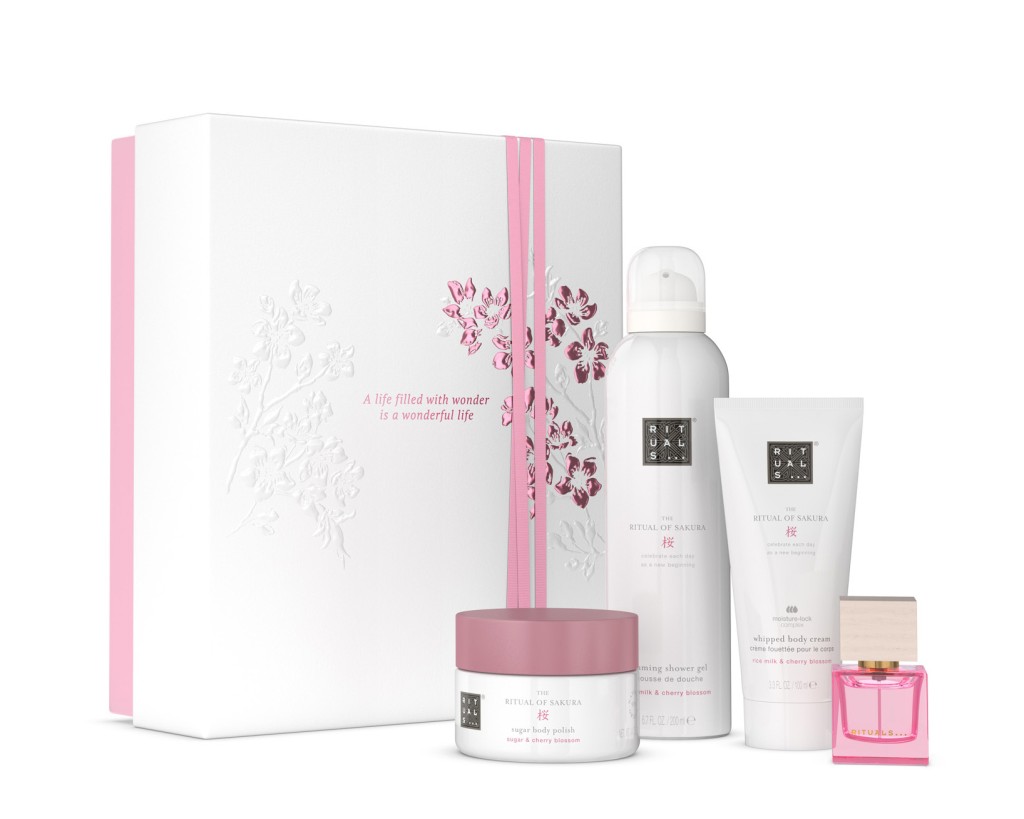 1120203-rituals-sakura-gift-set-m-pack-closed